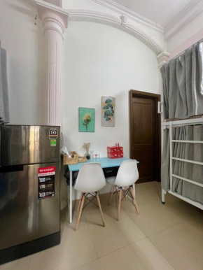 LushStay Private Dorm - Near Train Station - Free Water & Laundry